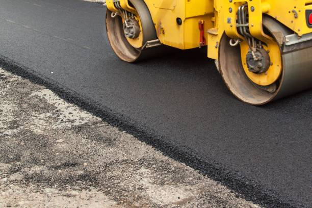 Best Commercial Driveway Pavers  in Mishicot, WI